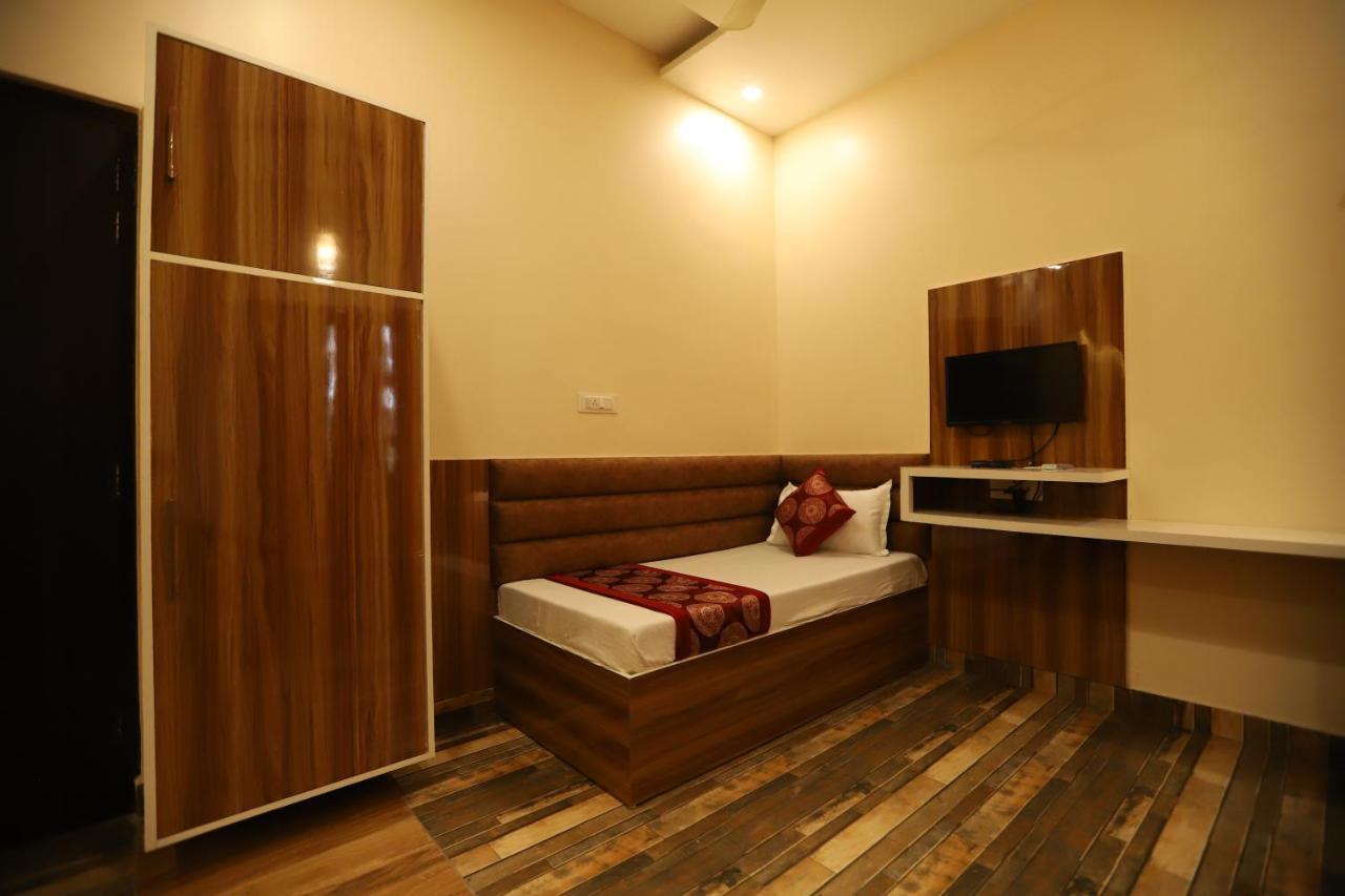 The Park View Hotel Амритсар Екстериор снимка